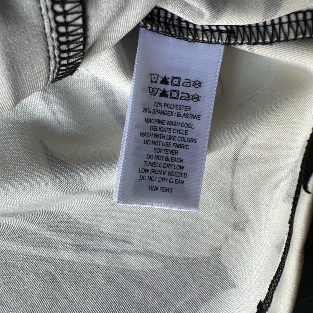 Tommy Bahama Black and White Floral Zipper Up Jacket - Picture 6 of 6